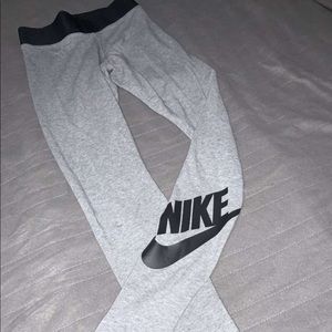 Nike leggings